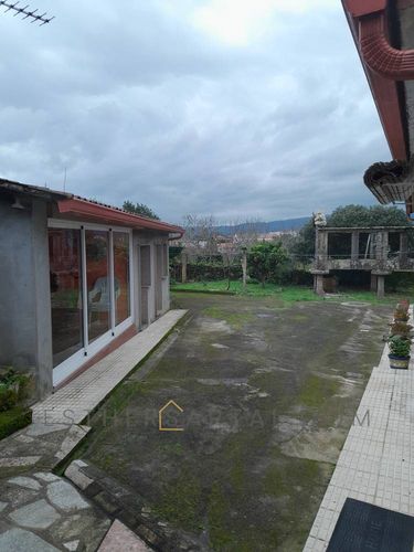 Casa con finca en la zona de Campolongo (3/6)