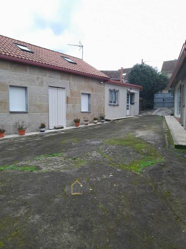 Casa con finca en la zona de Campolongo (2/6)
