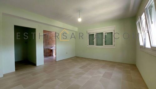 Conjunto residencial: 2 Casas, bajo Comercial y amplio garaje (5/6)