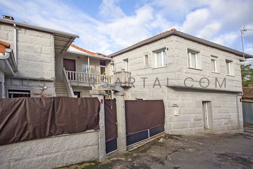 CASAS DE PIEDRA  A 8 KM DE VERÍN (3/6)